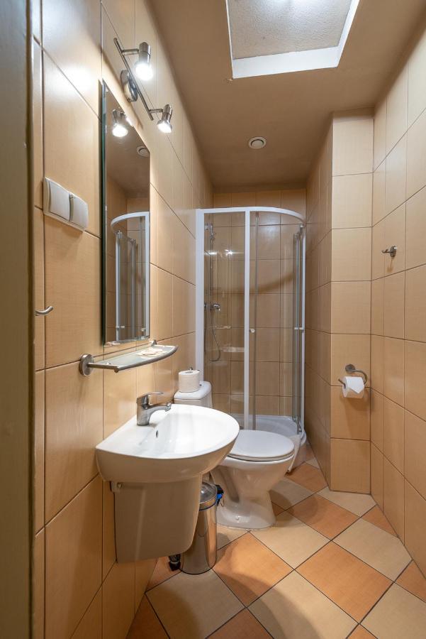 Hostel, Pokoje Goscinne Mleczarnia - Ozonowane Wroclaw Bagian luar foto
